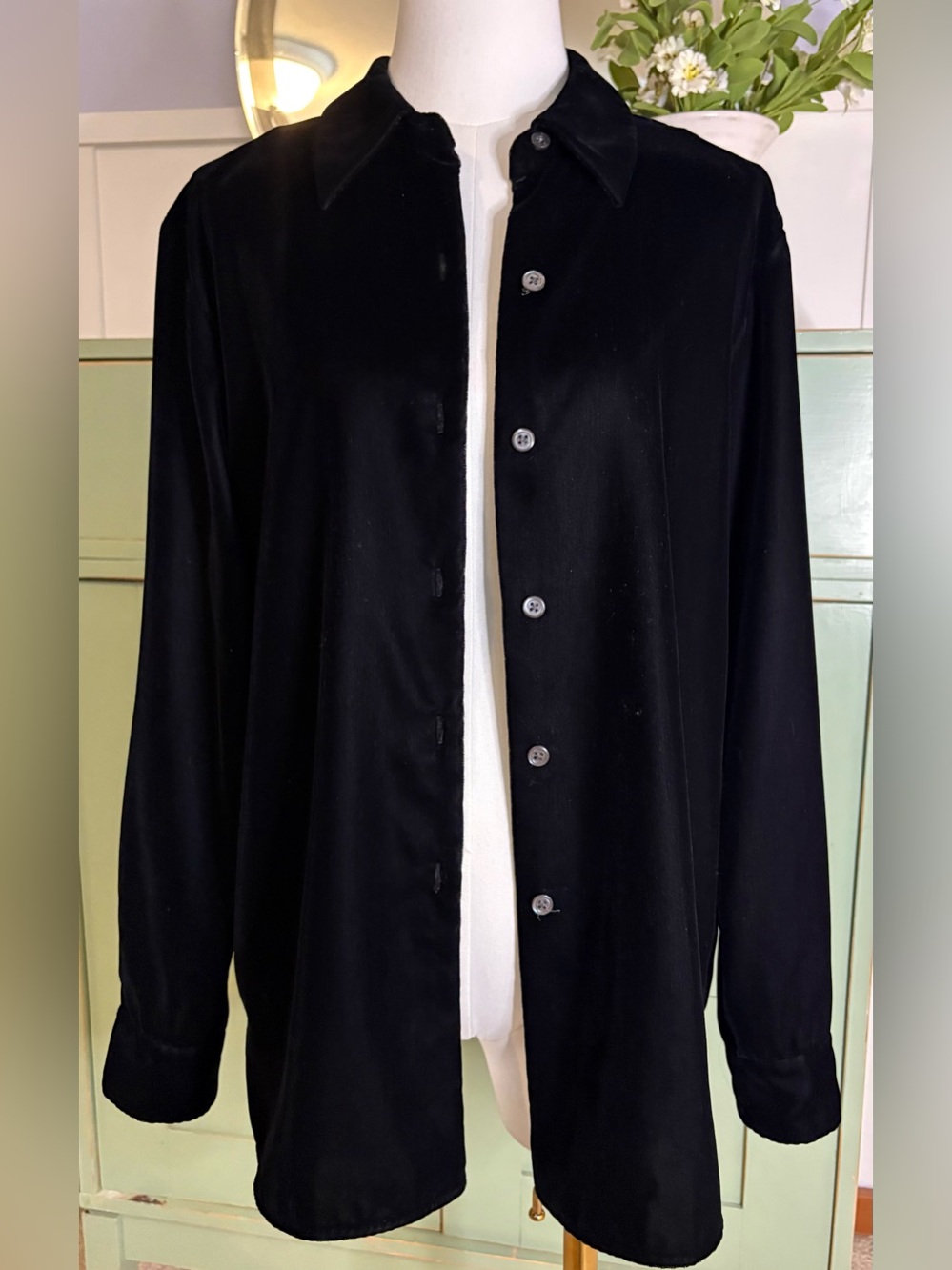 J. Crew Minimalist Sleek Vintage Black Velvet Button-Front Shirt/Jacket (M)